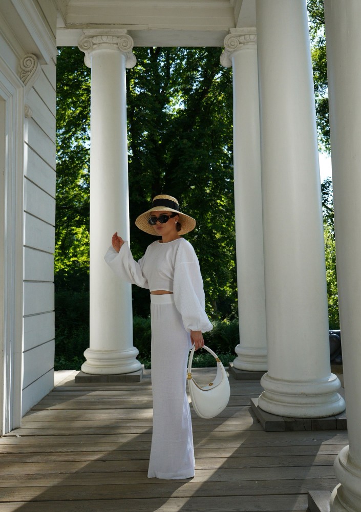 Alines - White muslin top