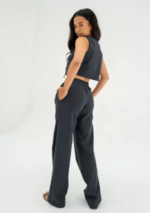 Solve - Navy blue linen top