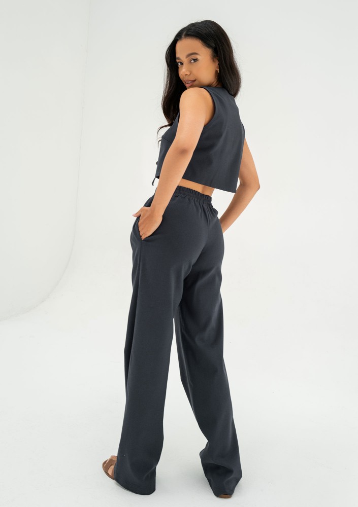 Solve - Navy blue linen top