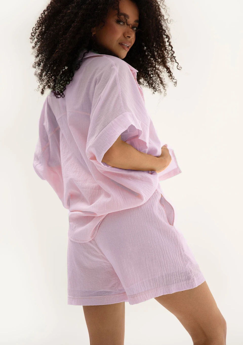 Minty - Luźne szorty z lekkiej bawełny Candy Pink