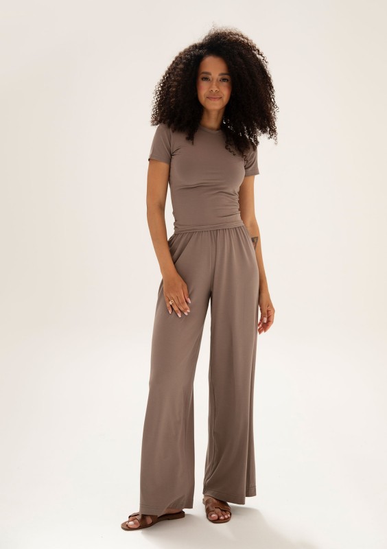 Lumiere - Klasyczny top z wiskozy Latte