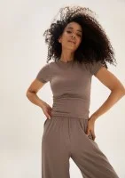 Lumiere - Klasyczny top z wiskozy Latte