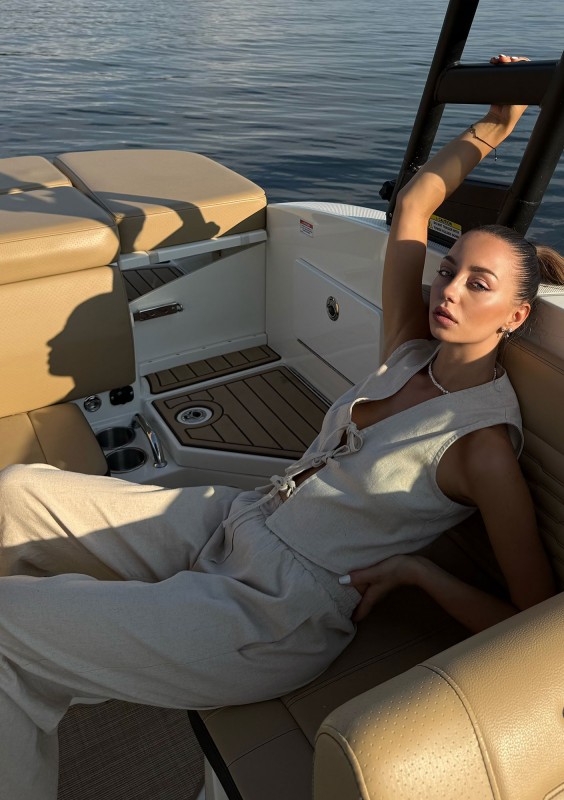 Solve - Beige linen top