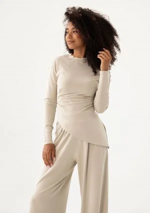 Eline - Beige asymmetric top