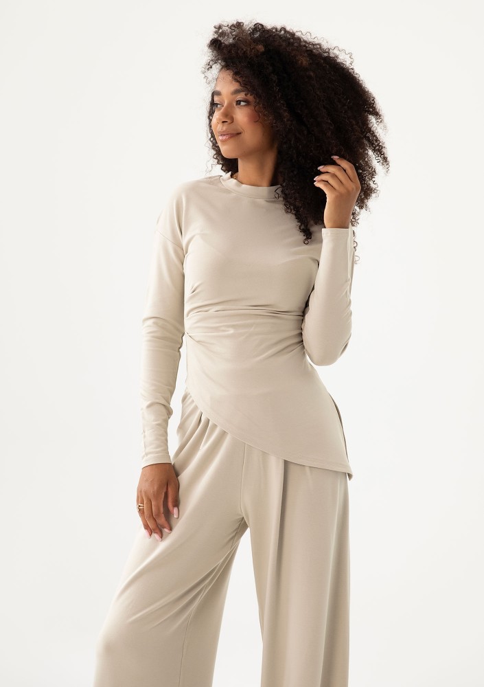 Eline - Beige asymmetric top