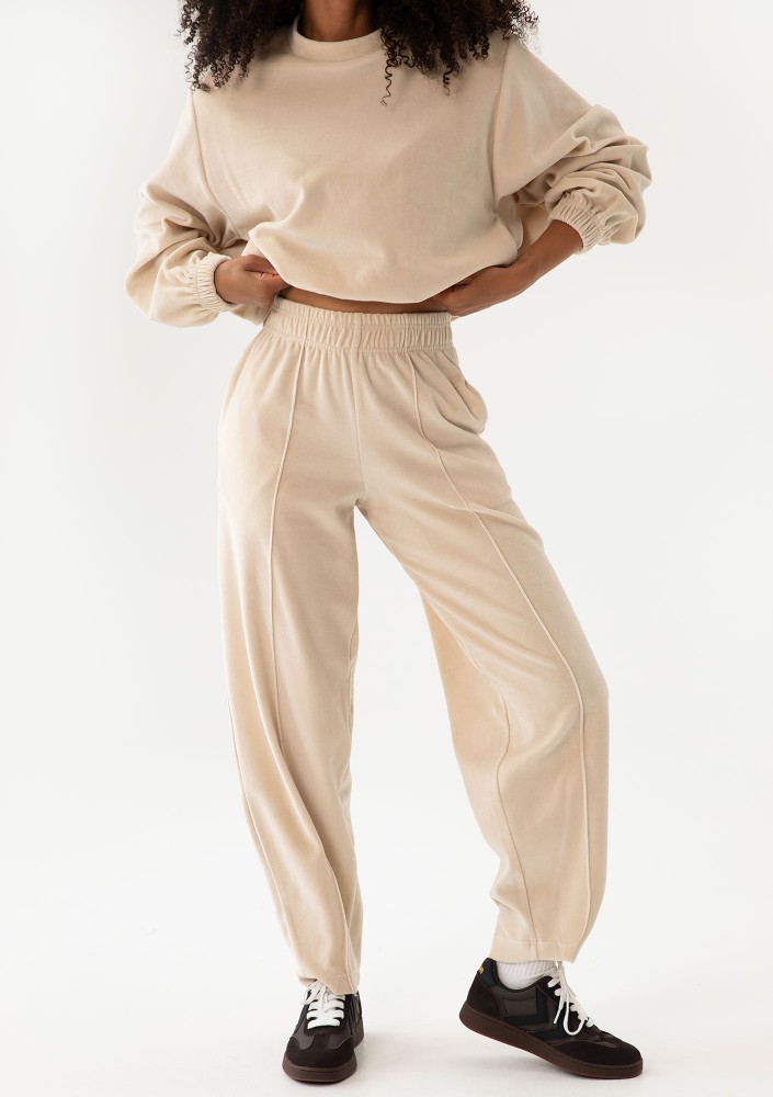 Vell - Beige velvet sweatpants