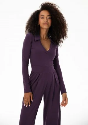 Loren - Claret V-necked top