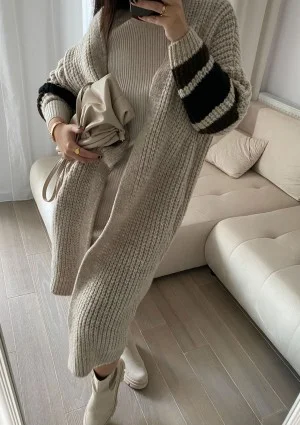 Vind - Long cardigan in dark stripes