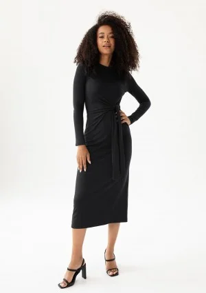 Solene - Black fitted midi dress