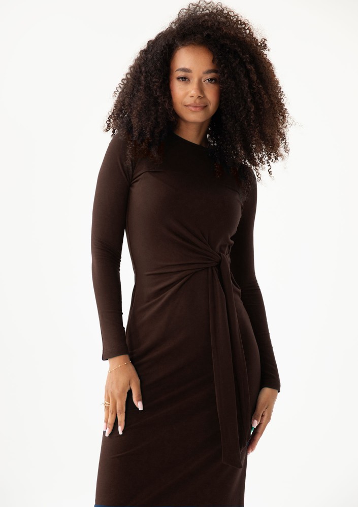 Solene - Brown fitted midi dress