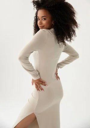 Mirelle - Beige fitted midi dress