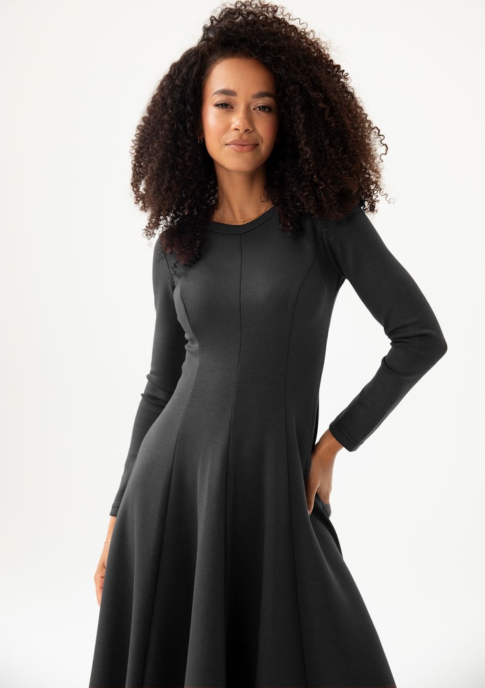 Grace - Black rayon midi dress