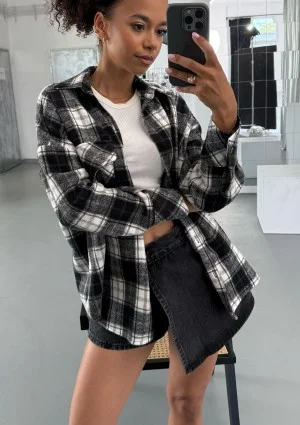 Shay - Koszula oversize z miękkiej flaneli w kratę Black