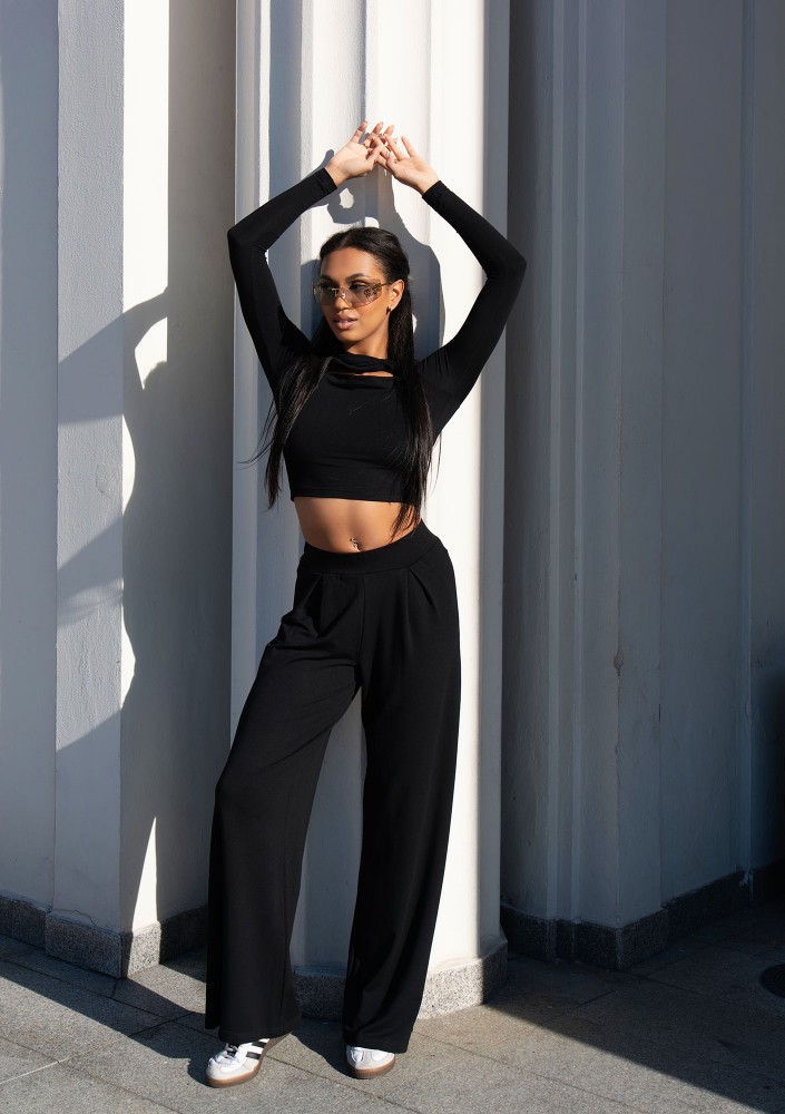 Elle - Black draped top