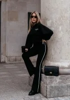 Relay - Spodnie z rozszerzaną nogawką i lampasem Czarne