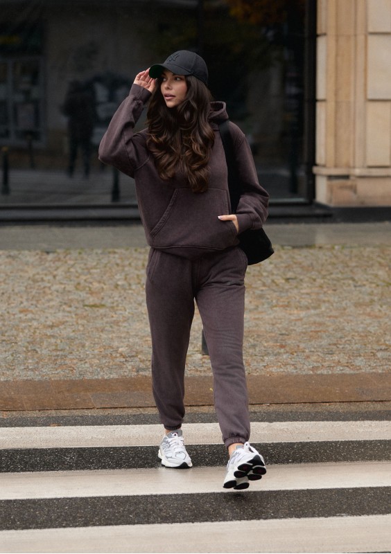 Sabo - Dark brown vintage wash sweatpants