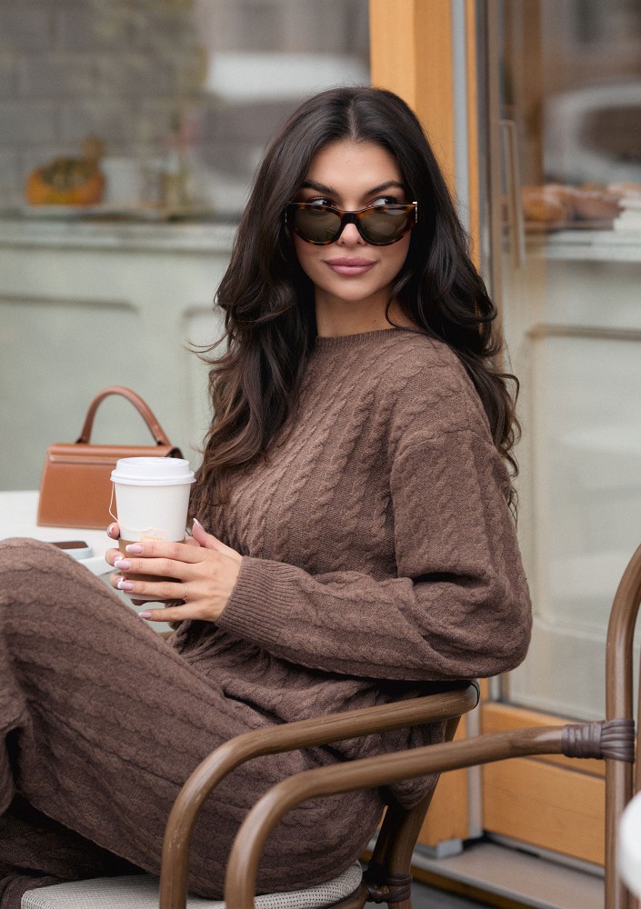 Milu - Brown sweater