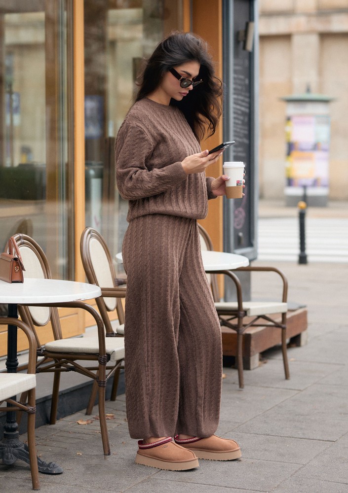 Milu - Brown sweater