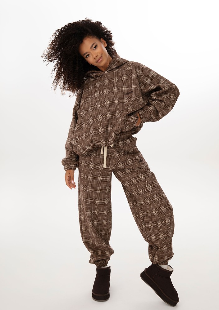 Loom - Brown checked sweatpants