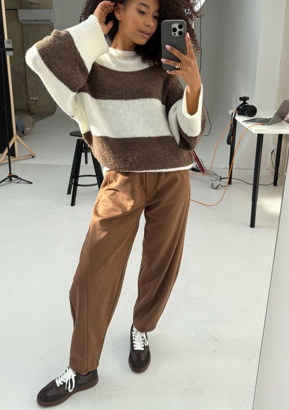 Ollie Suede - Brown faux suede pants