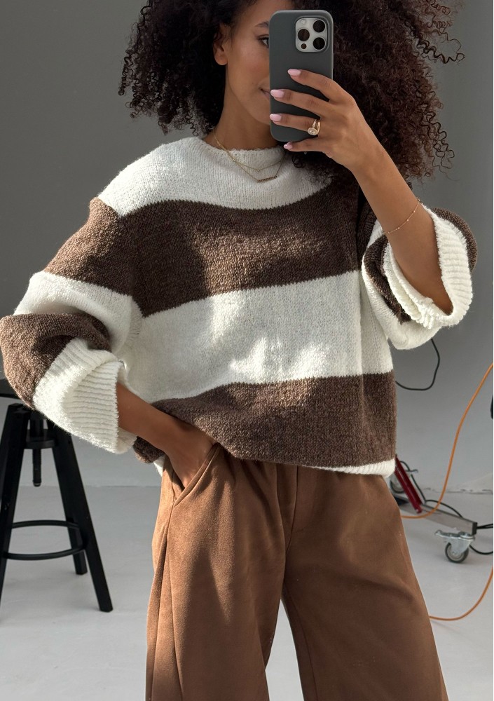 Mellow - Brown striped turtleneck sweater
