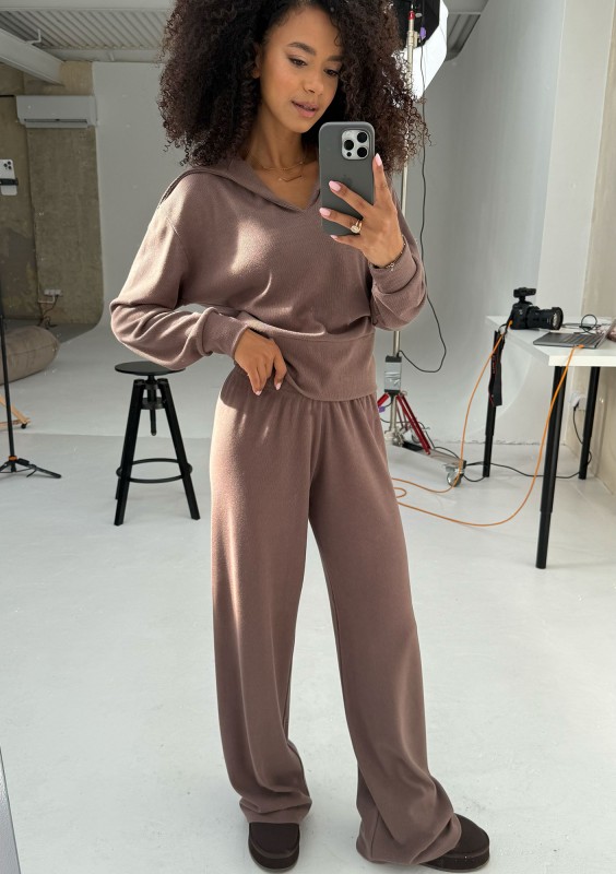 Loungey - Szerokie spodnie z wiskozy w prążek Cocoa