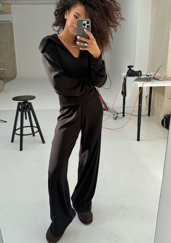 Loungey - Black soft rayon pants