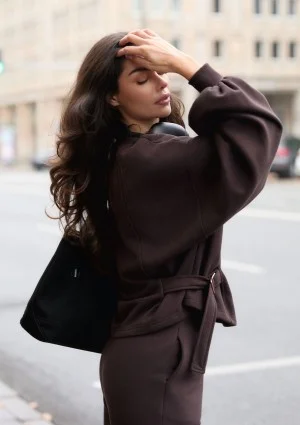 Tied - Modelująca bluza z klamrami na bokach Dark Chocolate