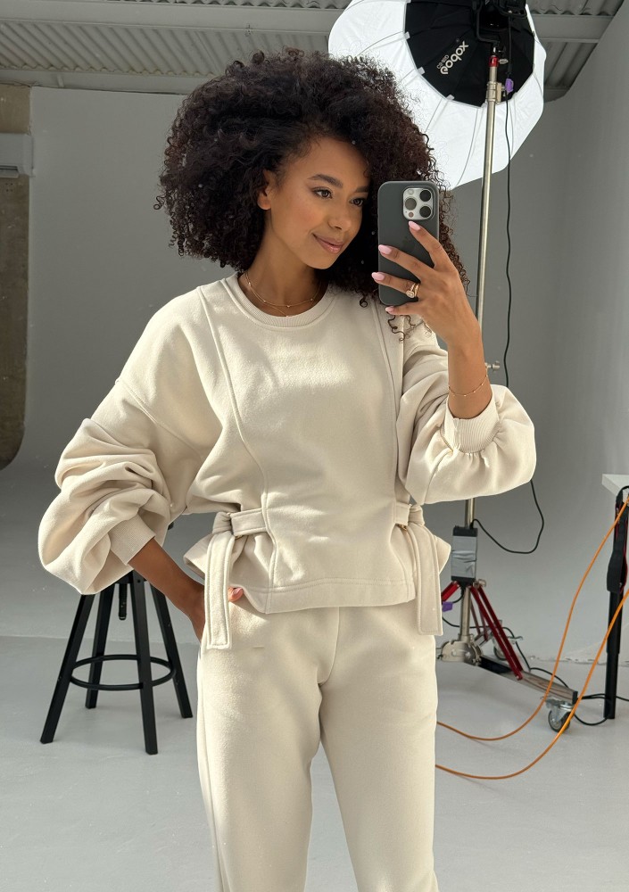 Tied - Coconuty elegant jumper