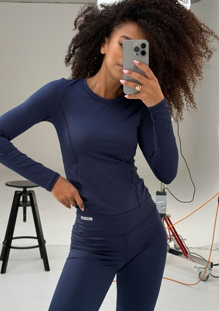 Nomad - Navy blue sports top with long sleeves