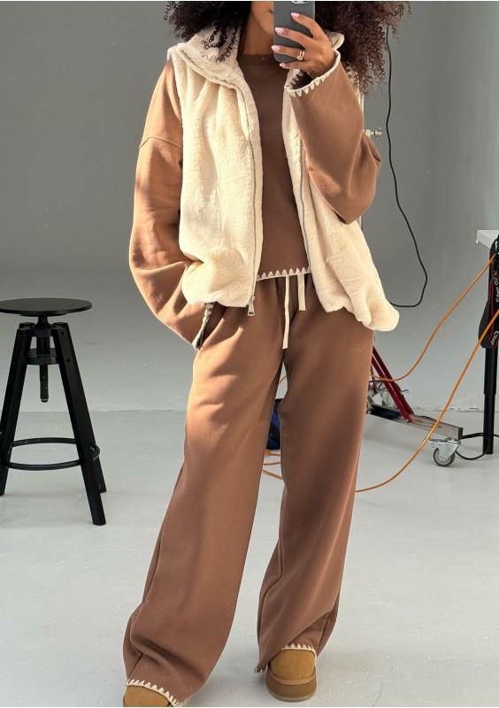 Muffi - Beige faux fur oversize sleeveless jacket