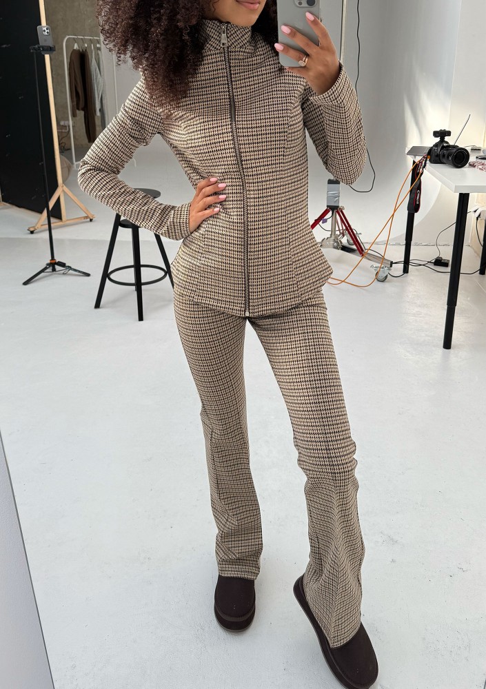 Vera - Fitted cheerful checked jacket blazer