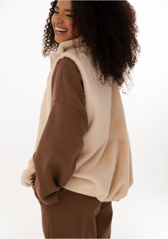 Muffi - Beige faux fur oversize sleeveless jacket