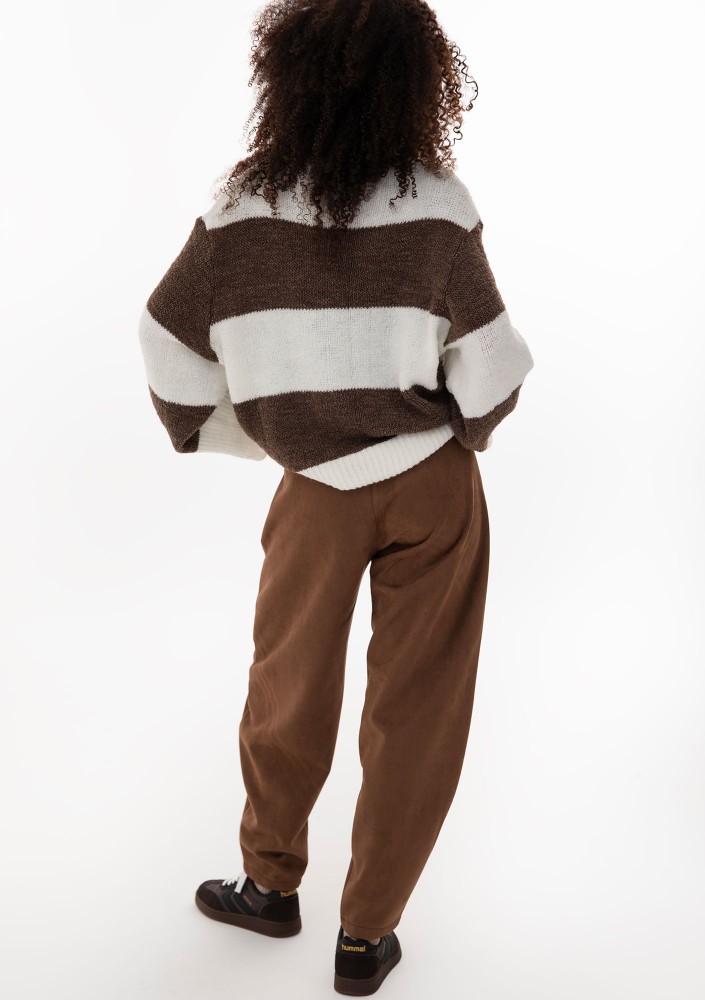 Mellow - Brown striped turtleneck sweater