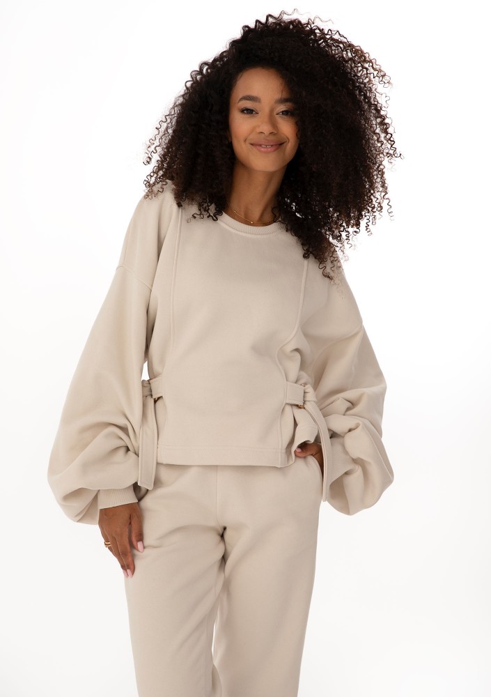 Tied - Modelująca bluza z klamrami na bokach Coconut