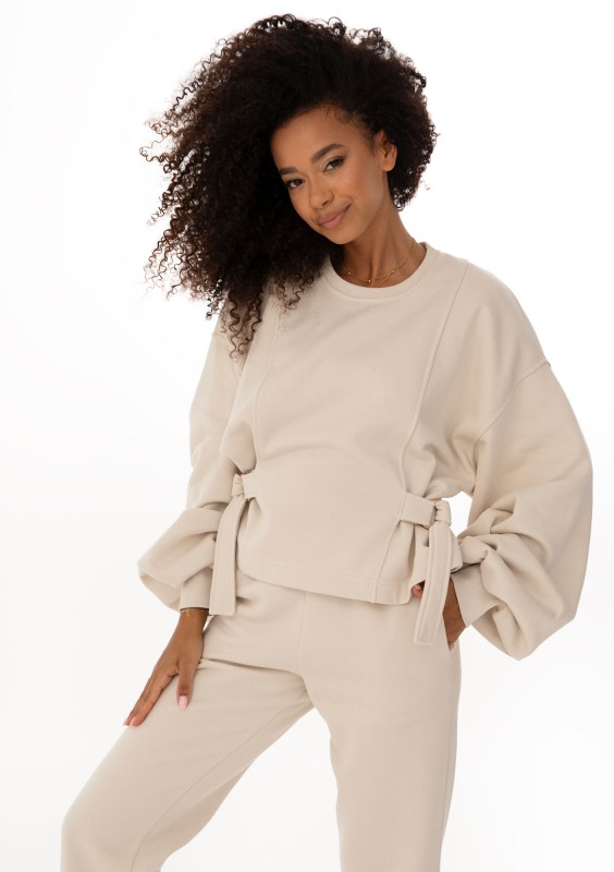 Tied - Modelująca bluza z klamrami na bokach Coconut