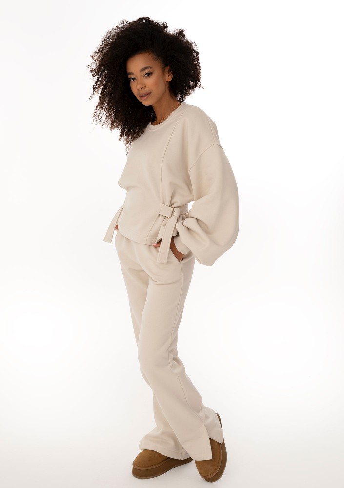 Tied - Coconuty elegant jumper