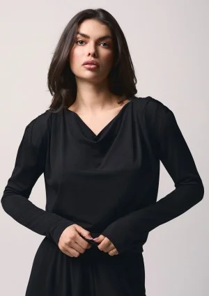 Drape - Black top with elegant shoulder pads