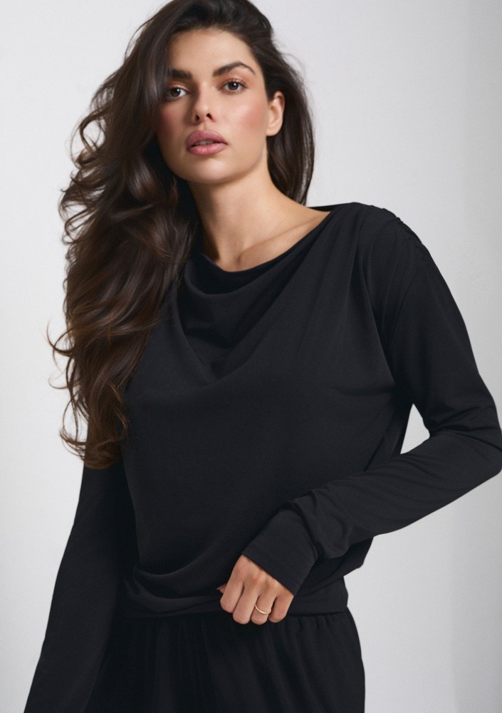 Drape - Black top with elegant shoulder pads