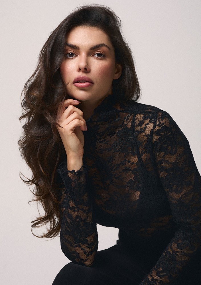 Lace - Black lace top