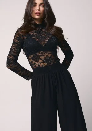 Lace - Black lace top