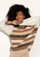 Snug Stripe - Cozy ecru striped sweater