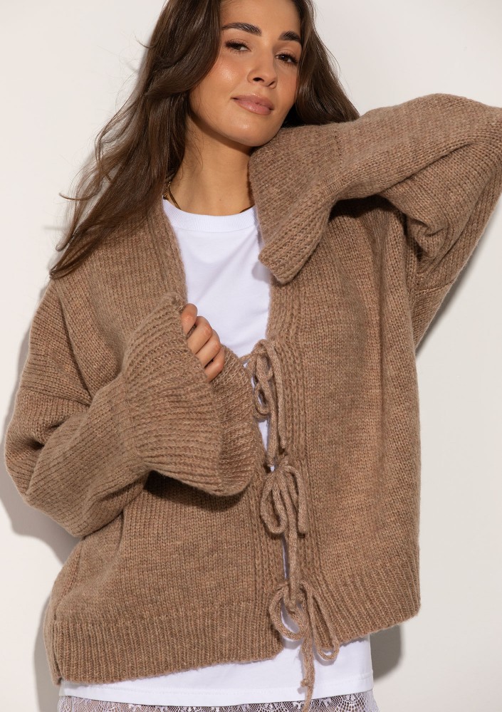 Knotty - Beige tied cardigan with loose sleeves