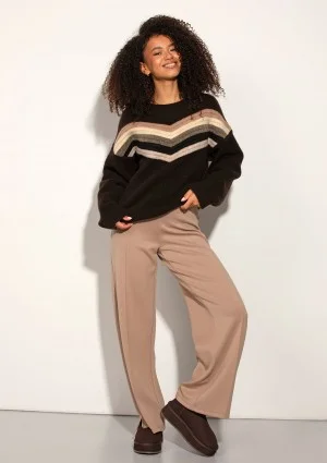 Chevron - Soft brown sweater with multicolored pattern
