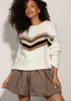 Chevron - Soft ecru sweater with multicolored pattern
