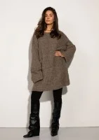 Boucle - Sweter oversize z miękkiej, buklowej dzianiny Taupe