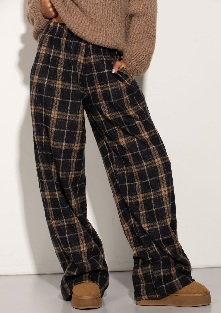 Cabin - Toffee navy checked flannel pants