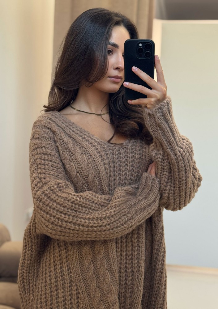 Lofty Long - Super oversized latte beige sweater
