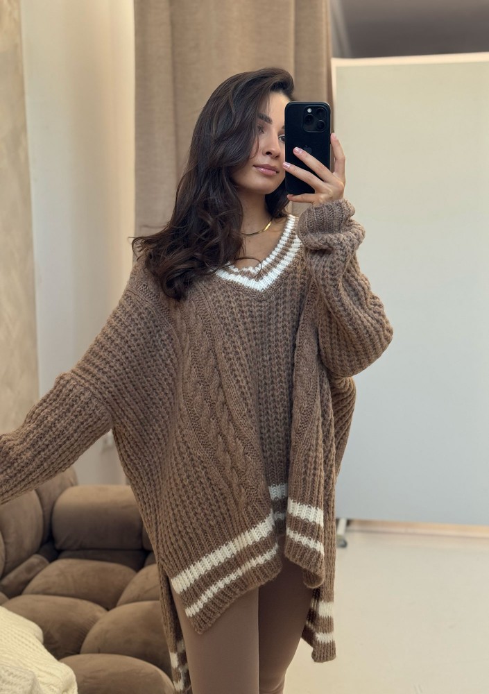 Varley - Long oversized latte beige striped sweater