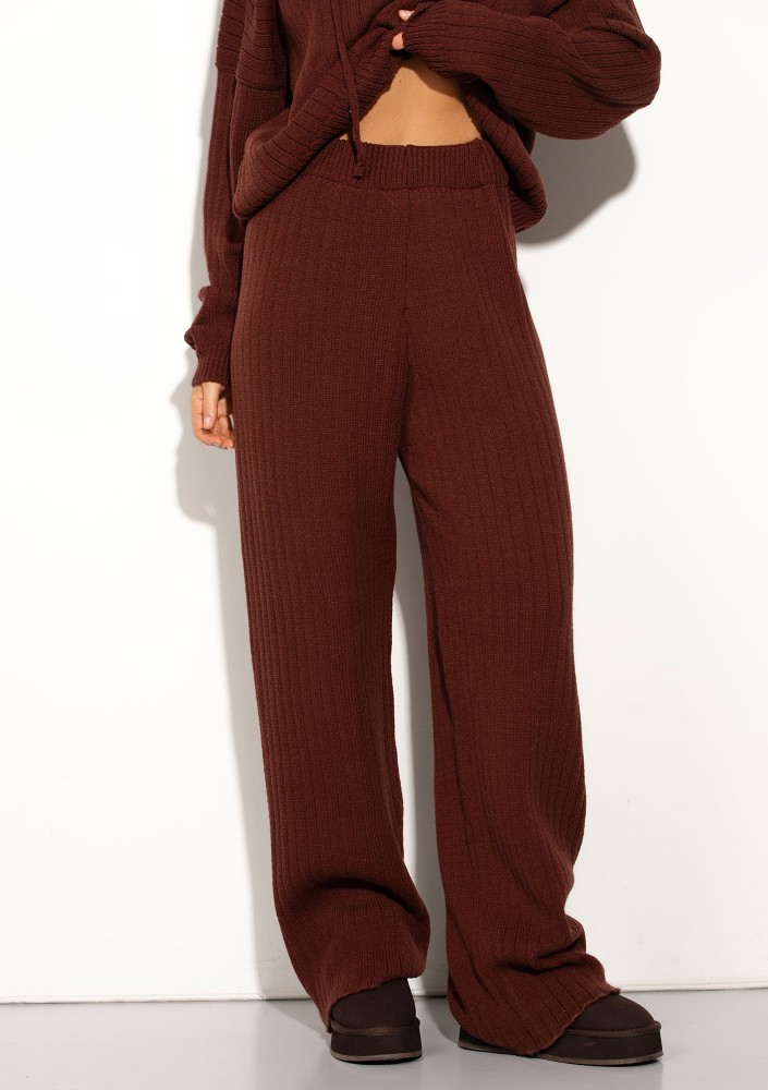 Barro - Brown knitted in stripes pants